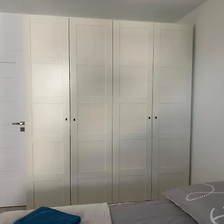 Emilia Apartment *